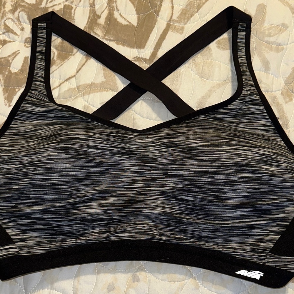 Avia Women’s Black & Gray Space-Dye Crossback Sports Bra size 40DD